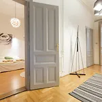 Sz9 Szent Istvan Apartment